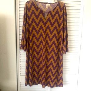 Tacera Chevron Dress in Purple and Tan XL like new